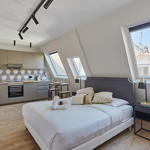 Studio met een King Size Bed
